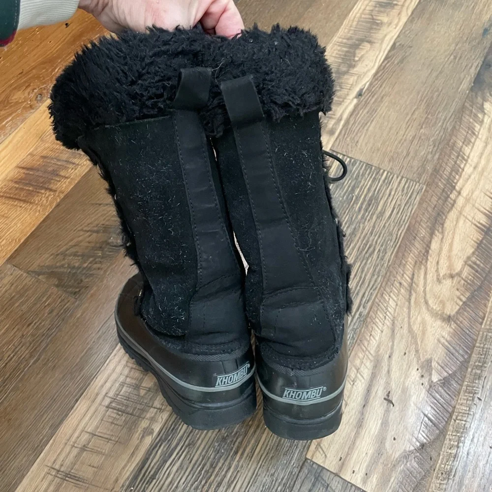 Khombu Waterproof tall winter boots Wm 8